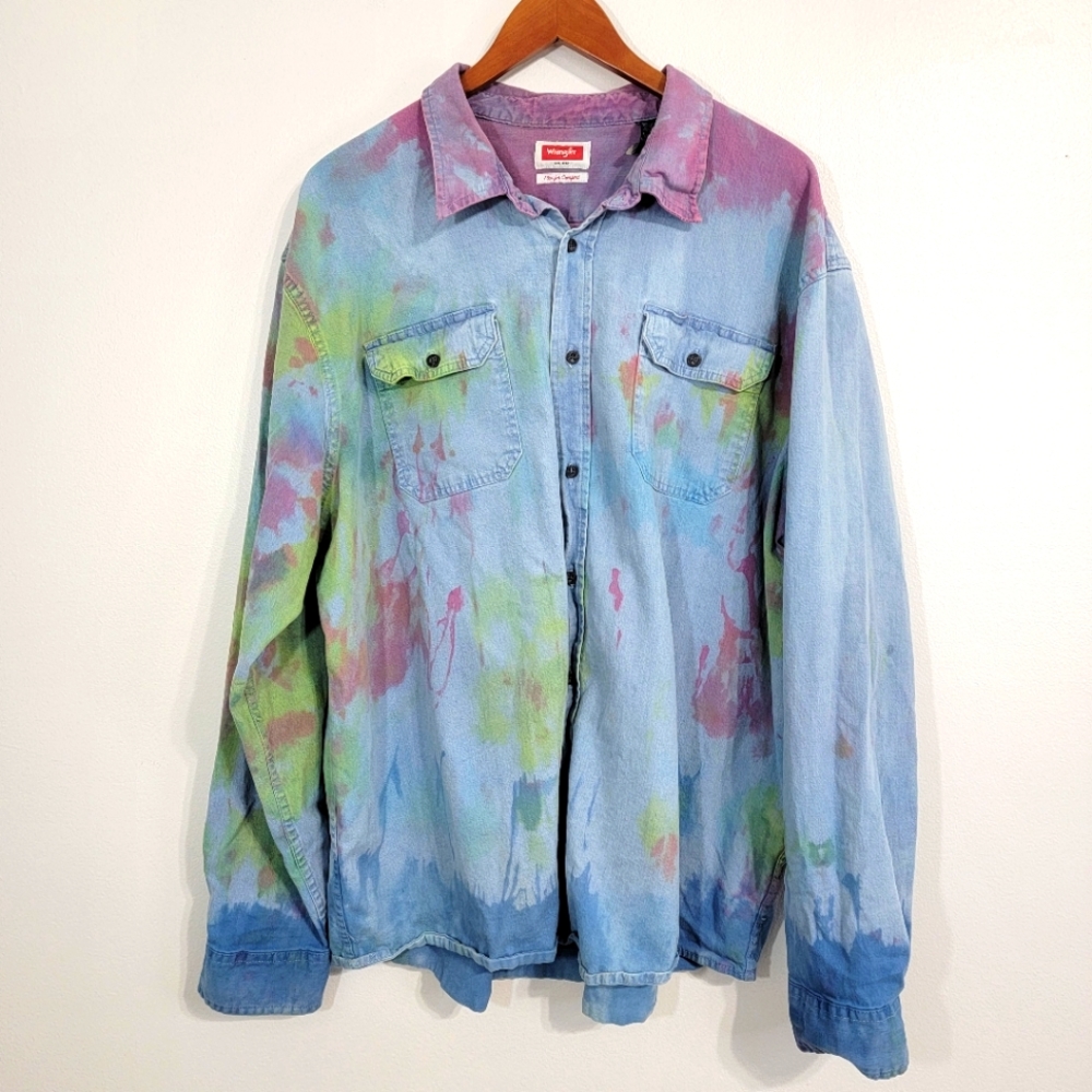 Wrangler Vintage Tie Dye Denim Button Down Top